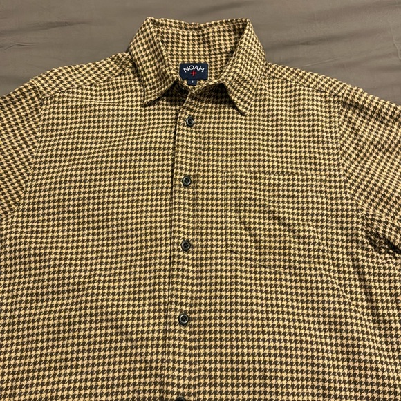Noah Gold/Black Checkered Flannel, Size S - Picture 1 of 4